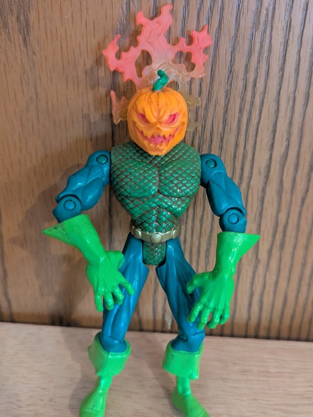 Marvel Spider Man Sneak Attack Bug Busters Jack O' Lantern Action Figure Toy Biz